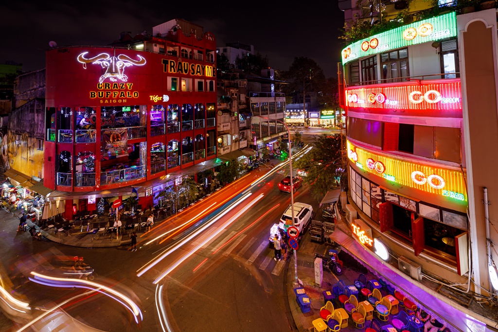 Crossing Street Ho Chi Minh, Vietnam Editorial Photo - Image of