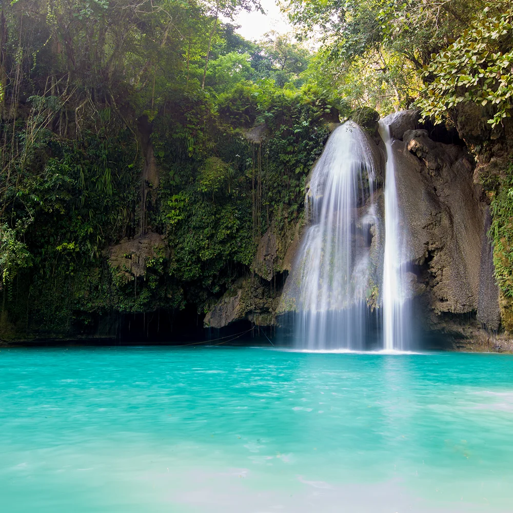 Kawasan-Falls-Canyoneering-Adventure-in-the-Heart-of-Cebu-2