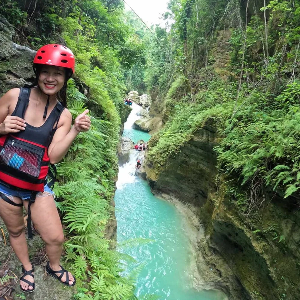 Kawasan-Falls-Canyoneering-Adventure-in-the-Heart-of-Cebu-4